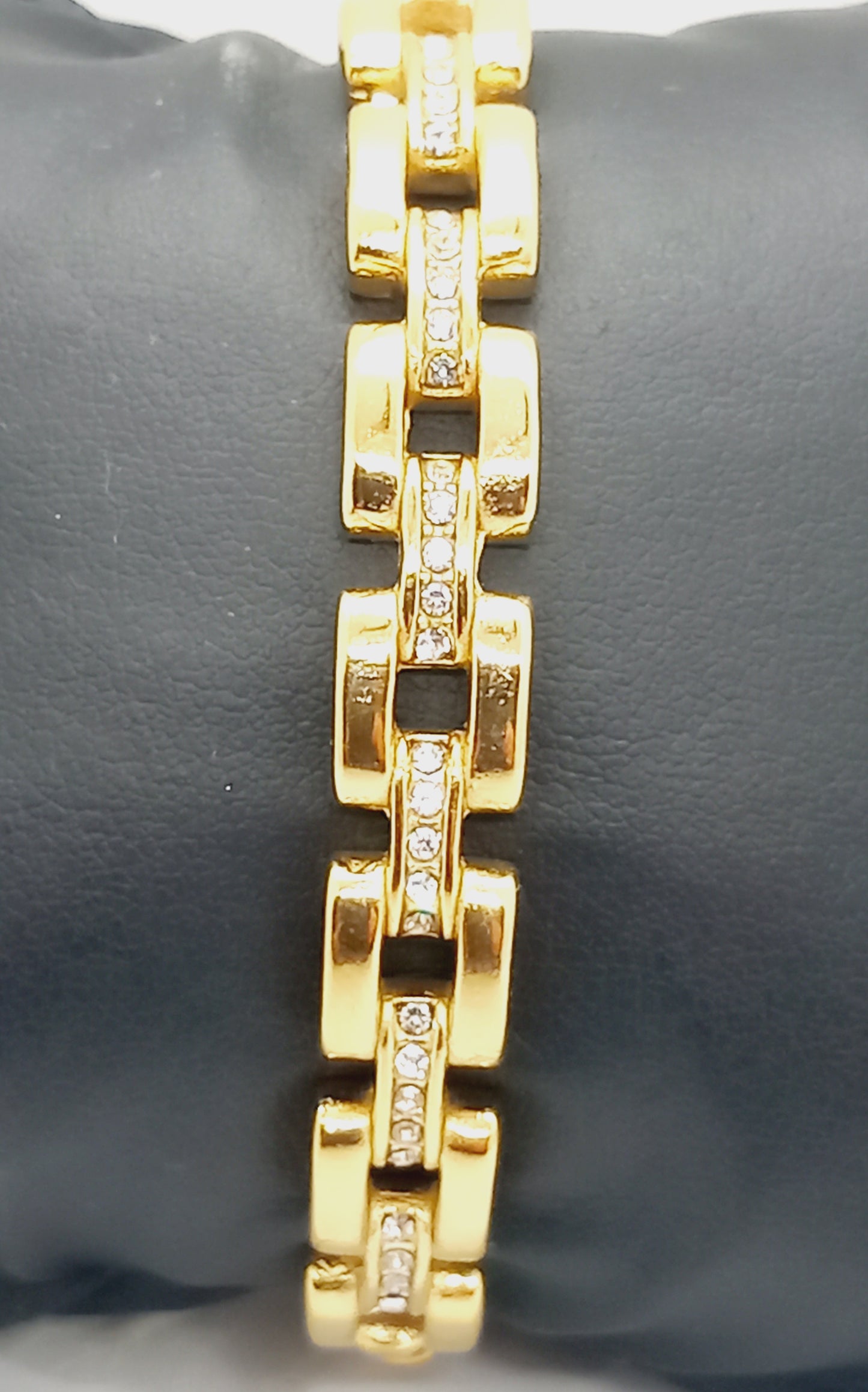 Bracelet avec strass nouvelle collection ça existe en trois bracelets