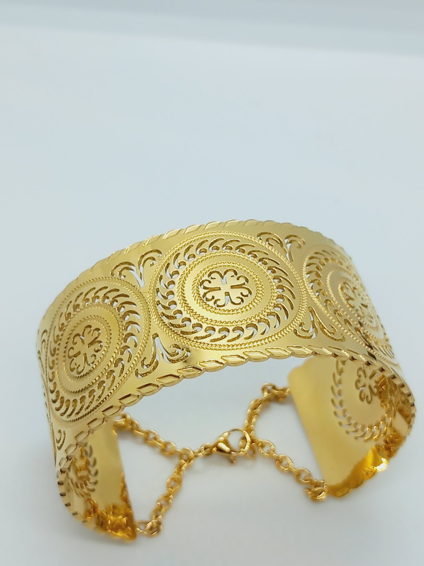 Grand bracelet nouvelle collection ça existe en bague