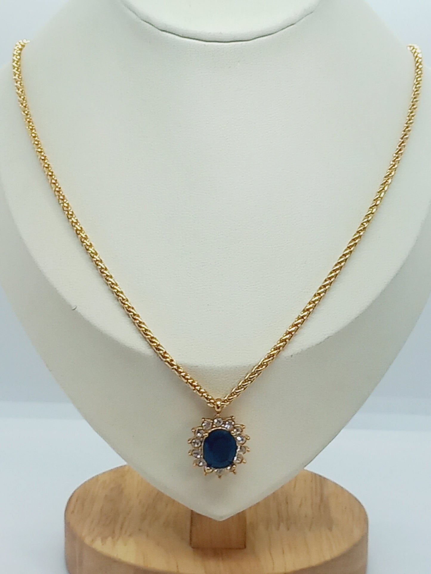 Collier avec perles bleu cristal ça existe en bague