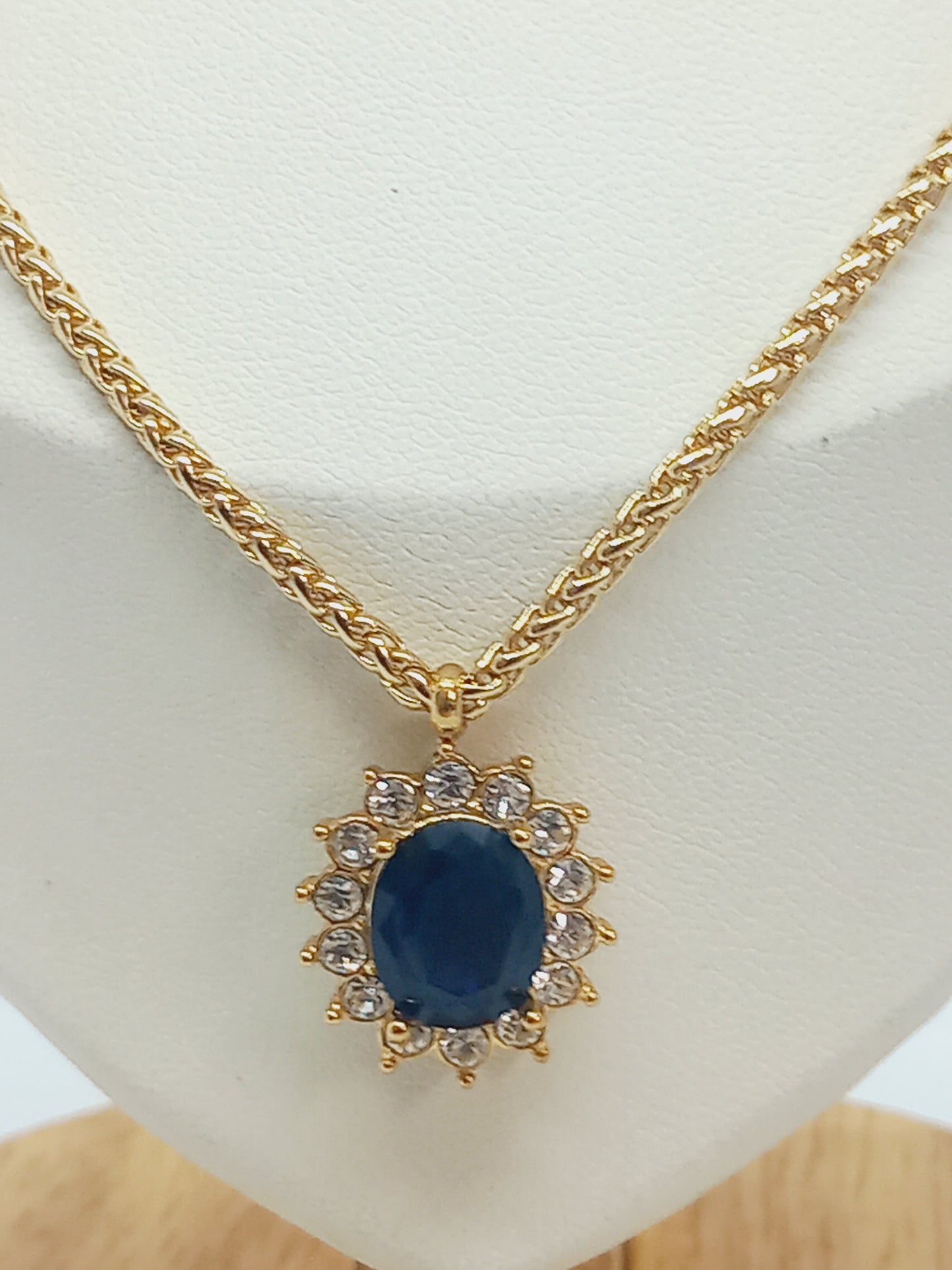 Collier avec perles bleu cristal ça existe en bague