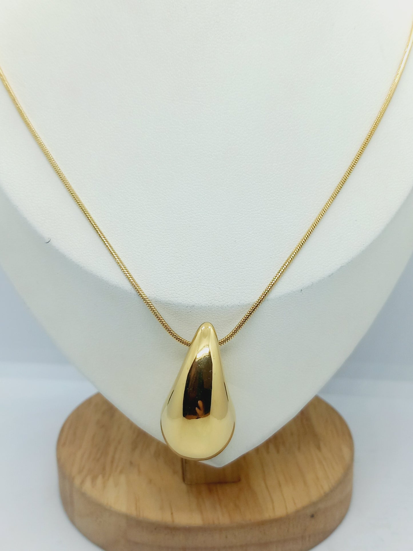 Collier goute d'eau en acier inoxydable