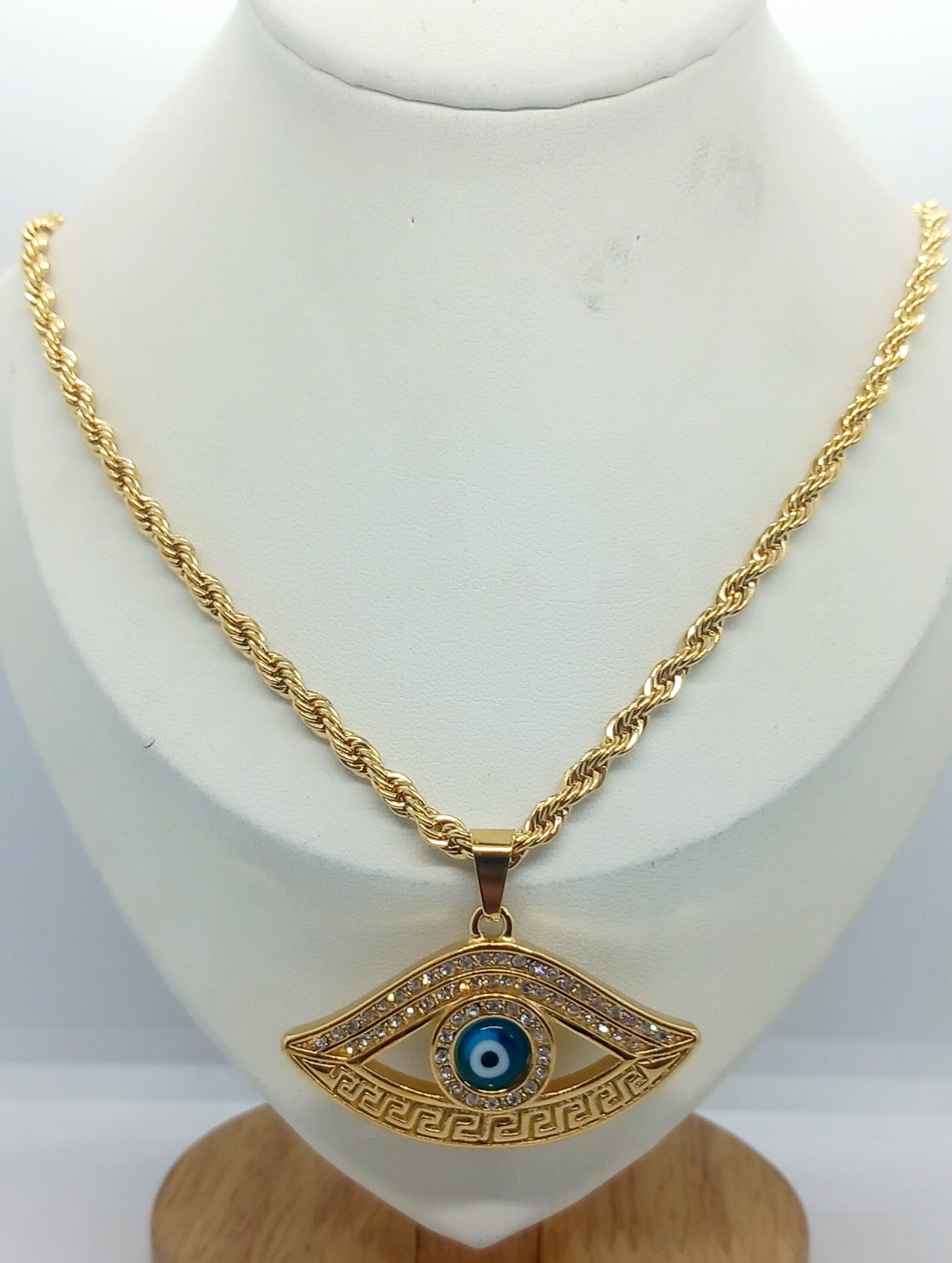 Collier œil bleu avec krifcha