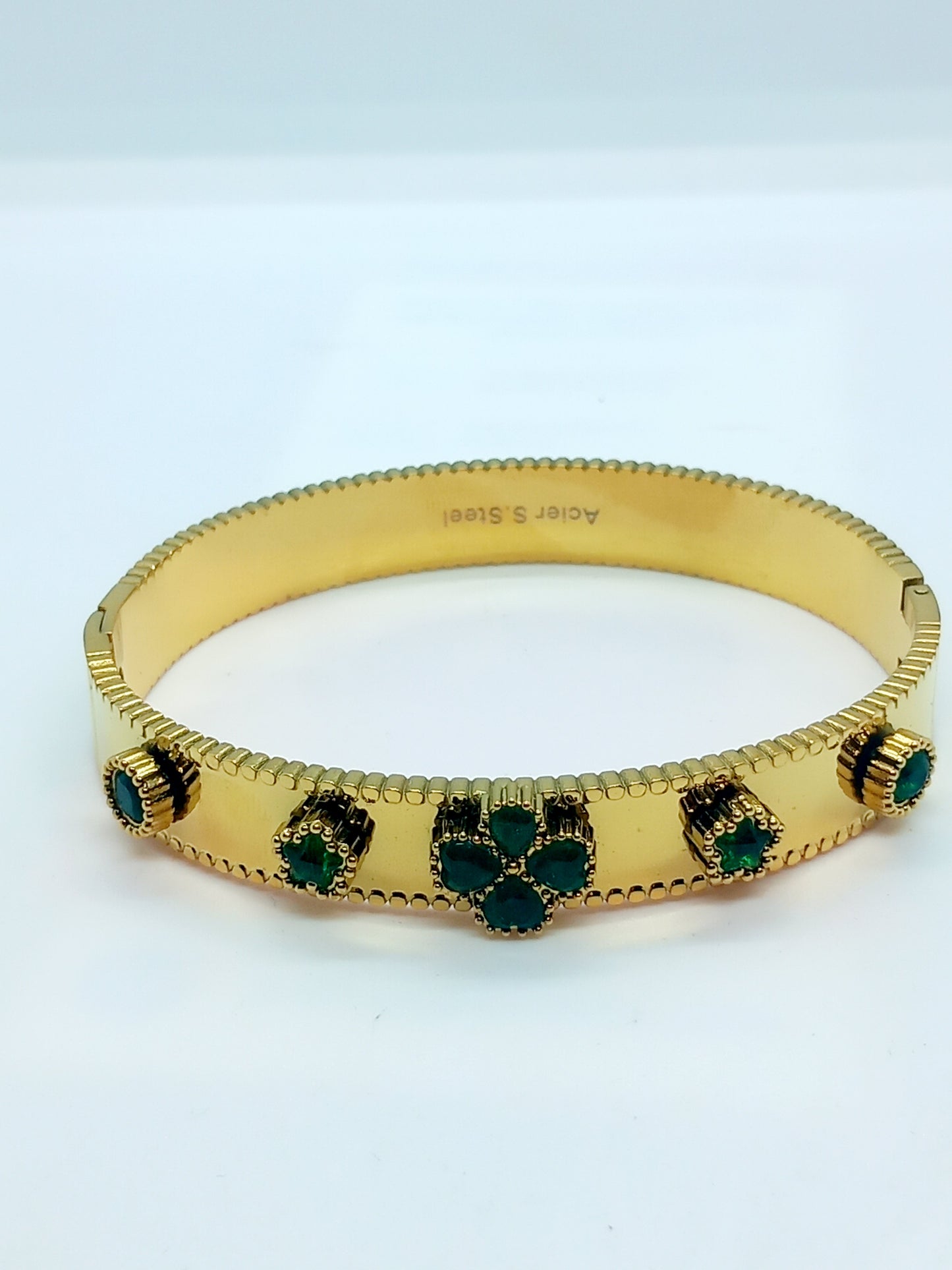 Bracelets trèfle nouveau modèle plusieurs couleurs
