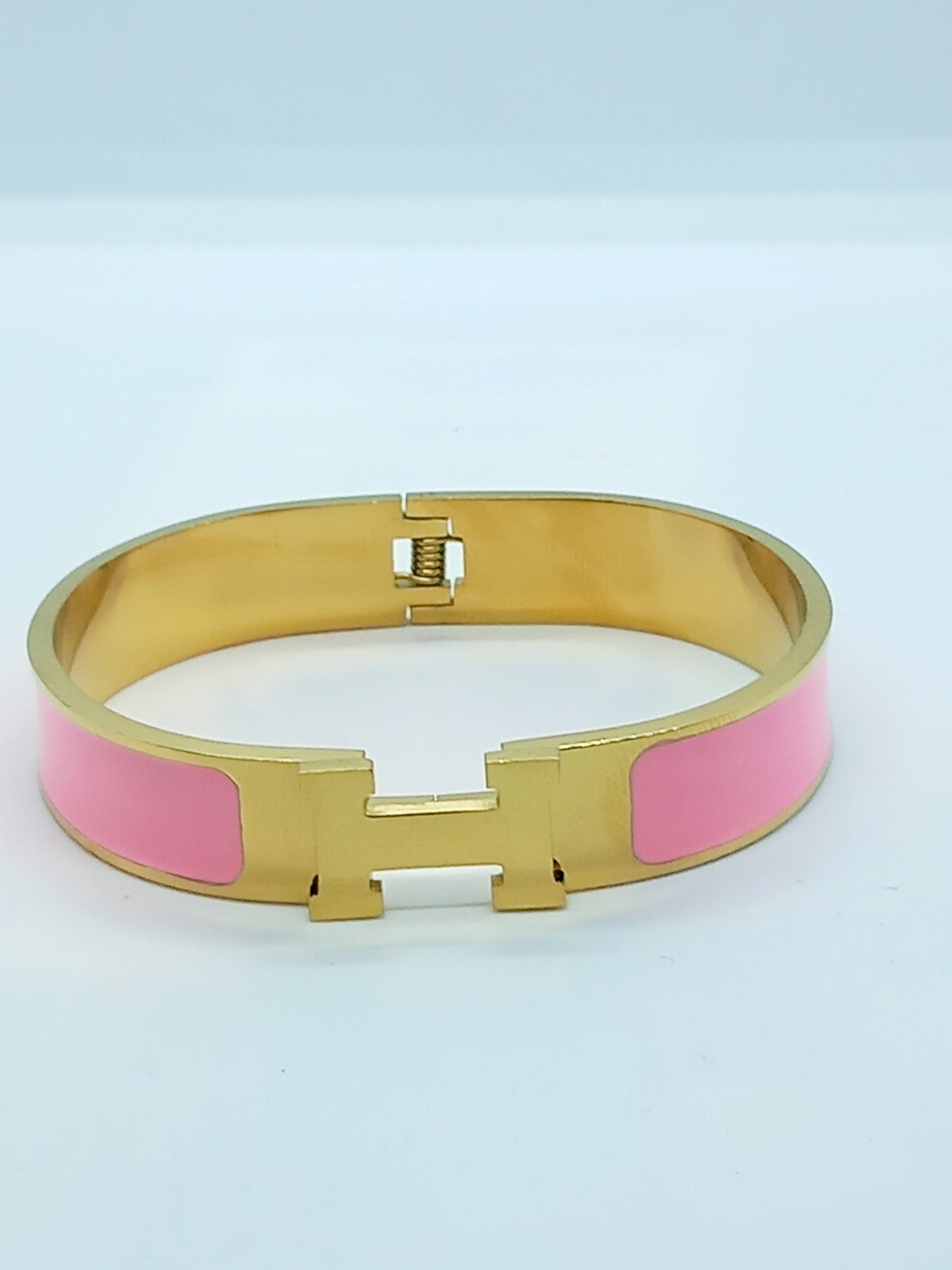 Bracelets H plusieurs couleurs