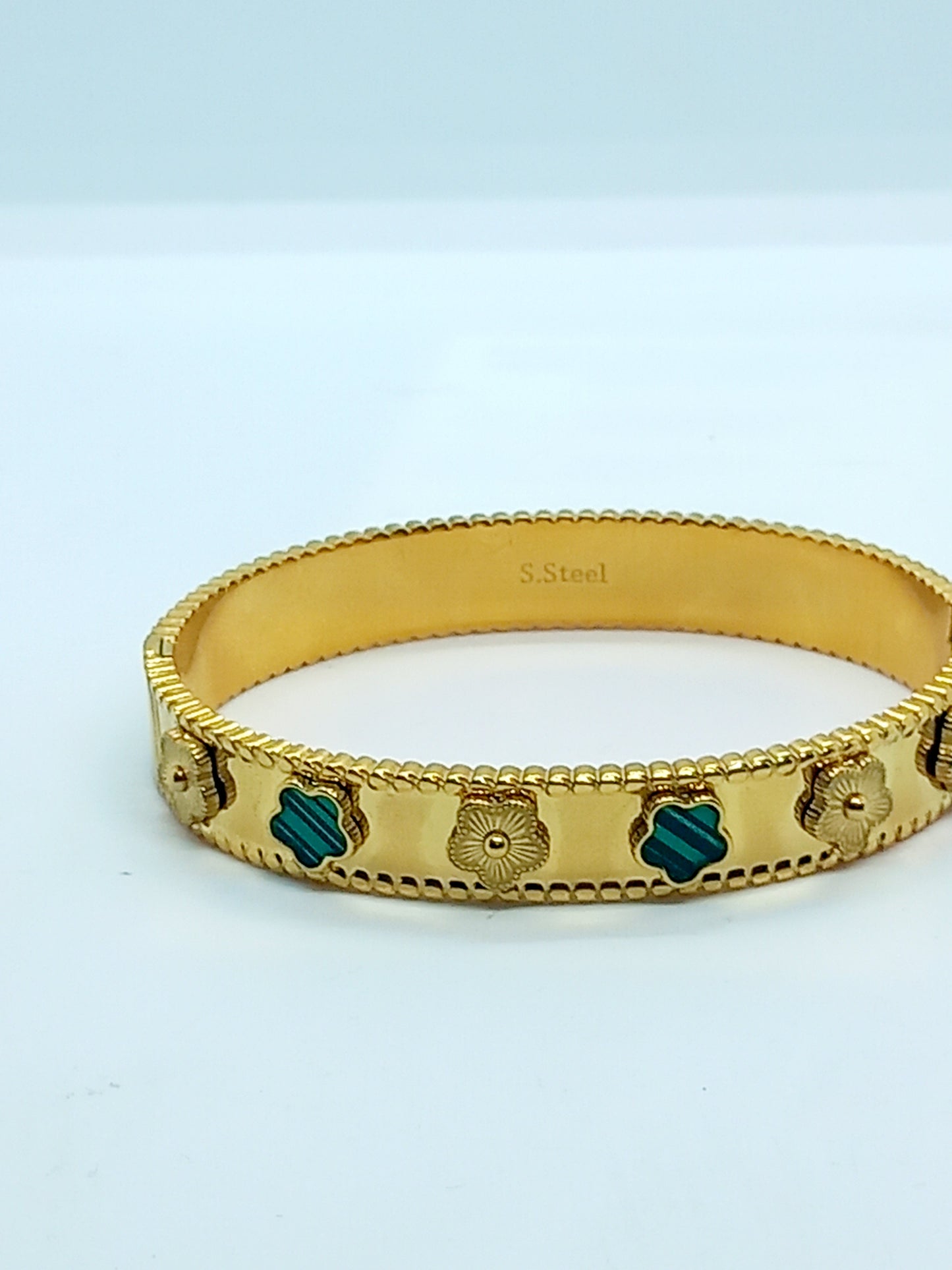 Bracelet trèfle plusieurs couleurs