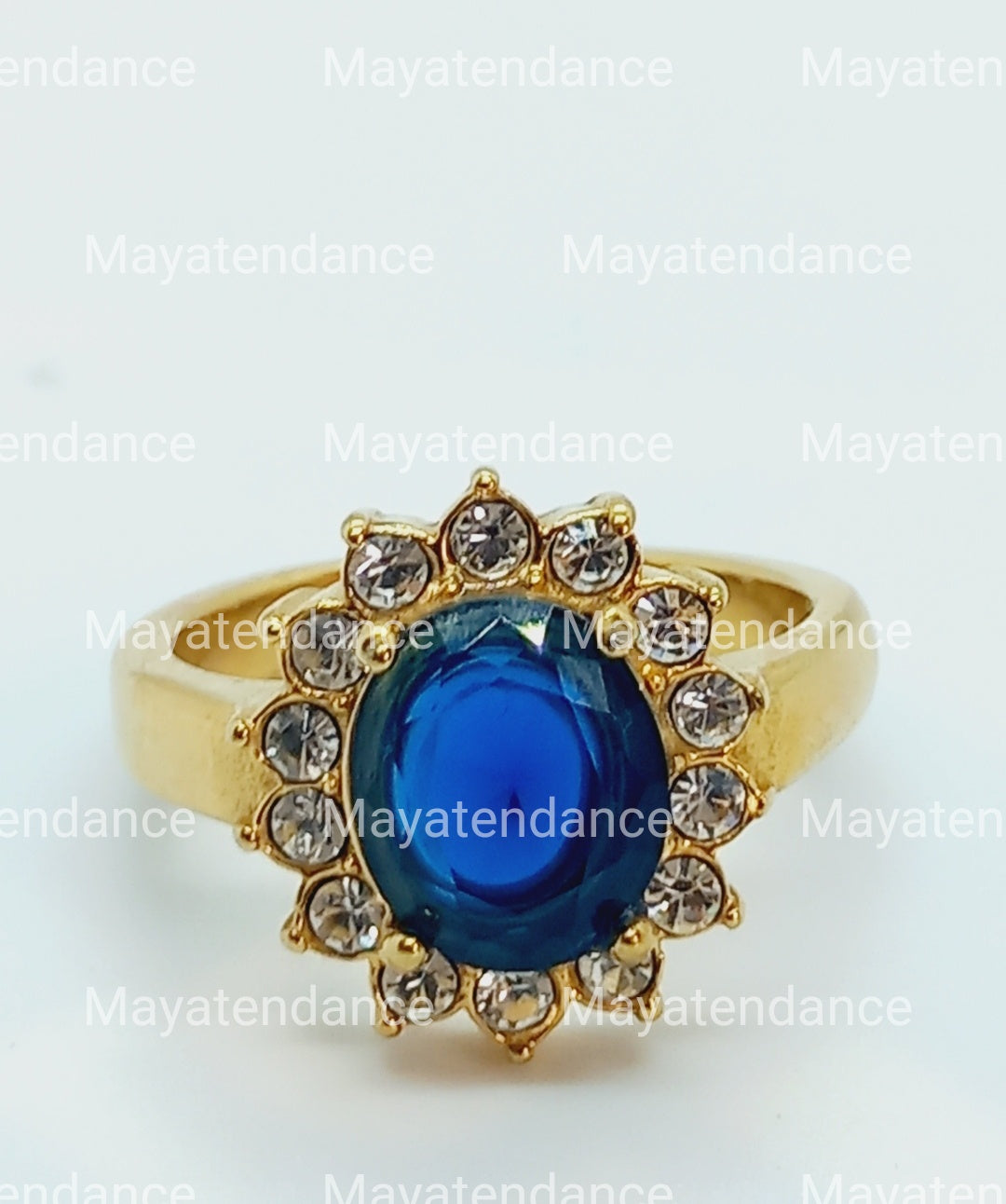 Bague avec pierres bleue en cristal ça existe en collier