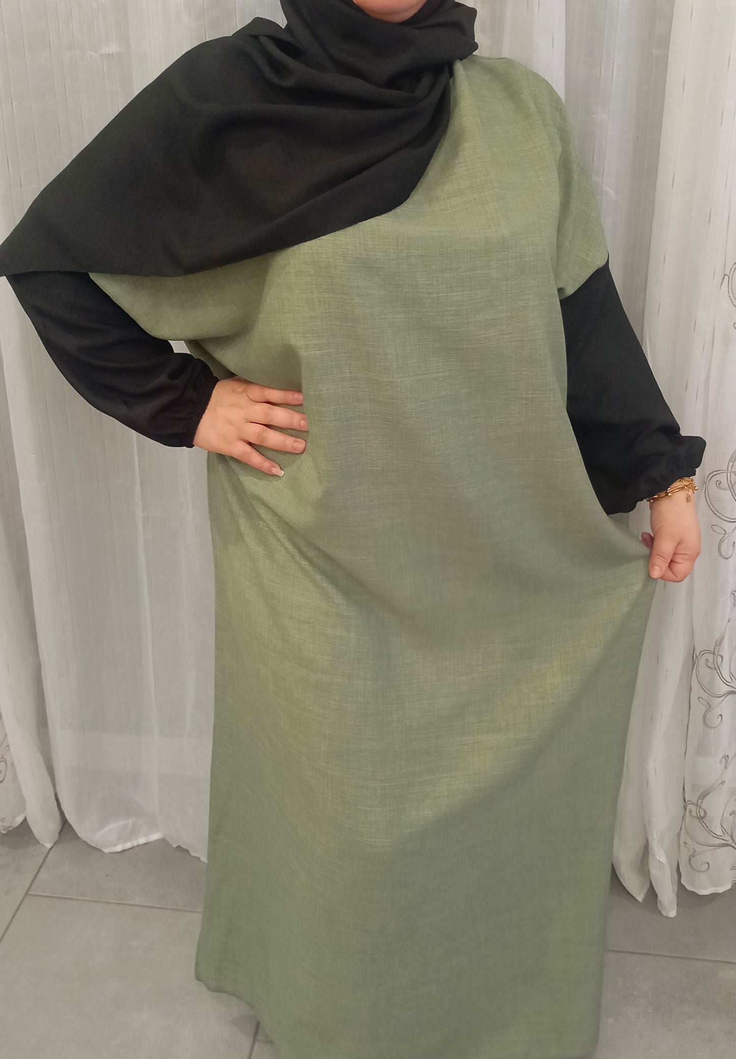 Abaya avec foulard taille standard nouvelle collection