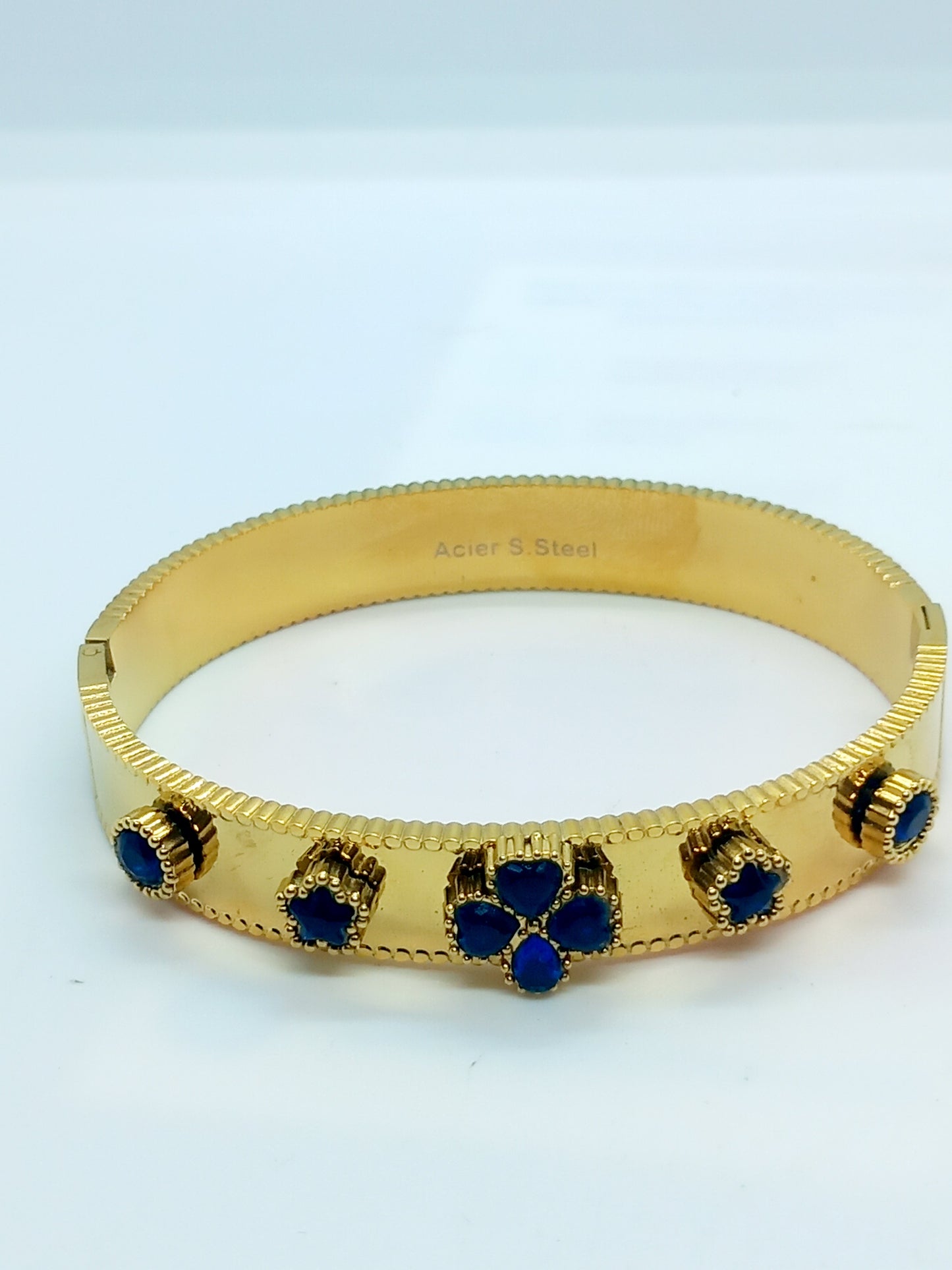 Bracelets trèfle nouveau modèle plusieurs couleurs