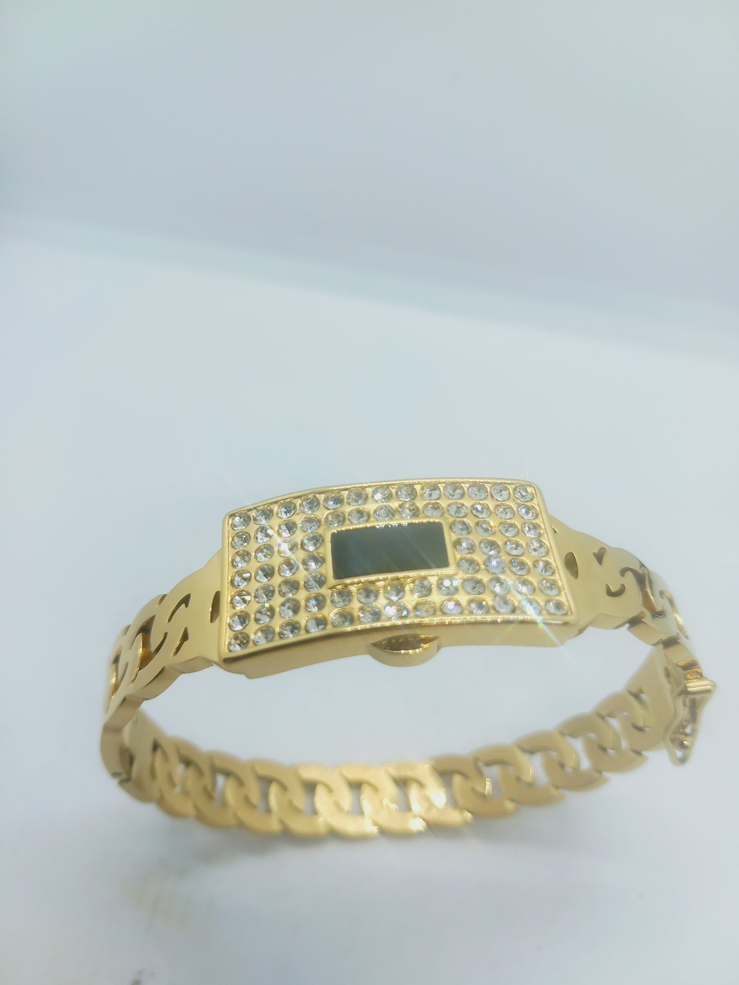 Gros bracelet mona ça existe en bague