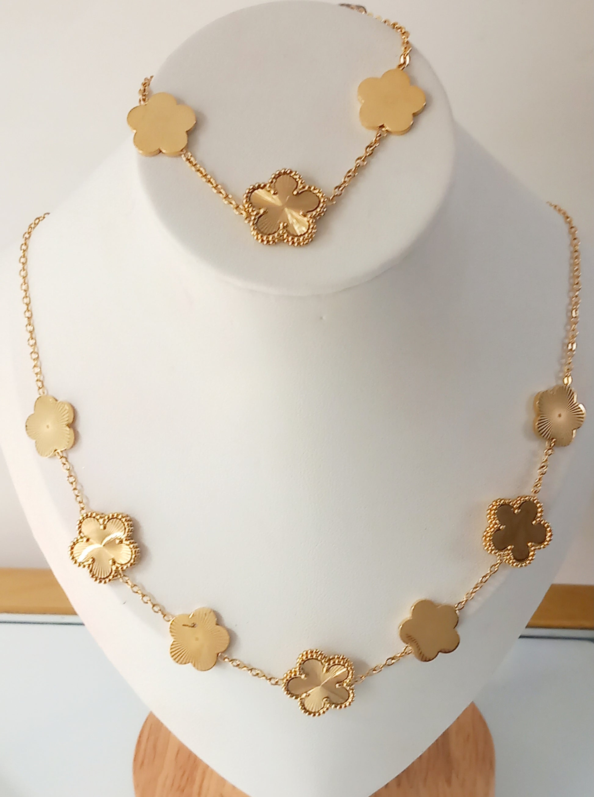 Parure pièces trèfle en acier inoxydable - Main Image