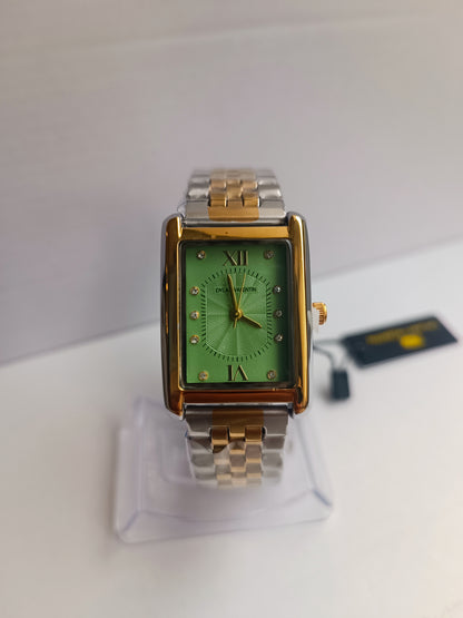 Montre femme carré en acier inoxydable