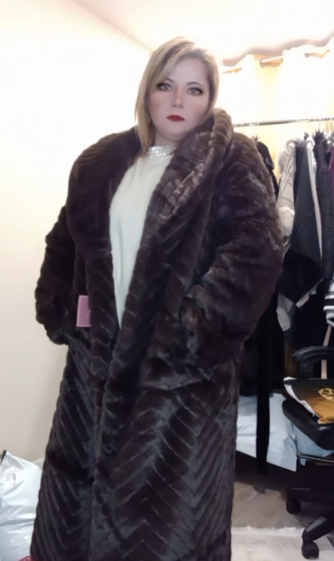 Manteau fourrure avec ceinture