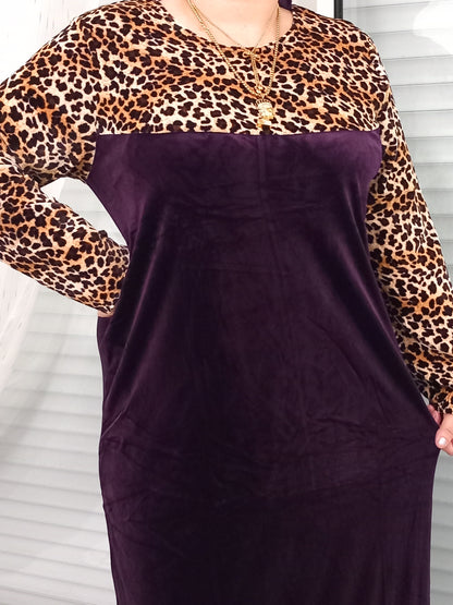 Robe léopard en velours