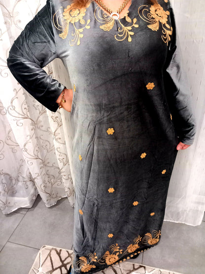 Robe brodé en velours nouvelle collection
